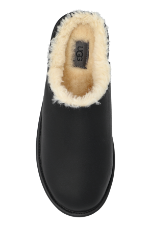 UGG ‘CLASSIC SLIP-ON’ slides