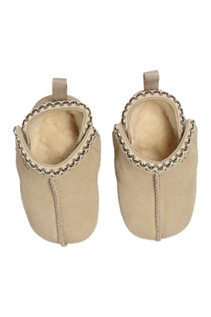 UGG Kids Set: Schuhe und Decke