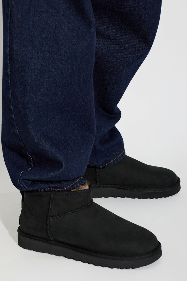 UGG Zamsch-Schneestiefel ‚Classic Ultra Mini Nubuck‘