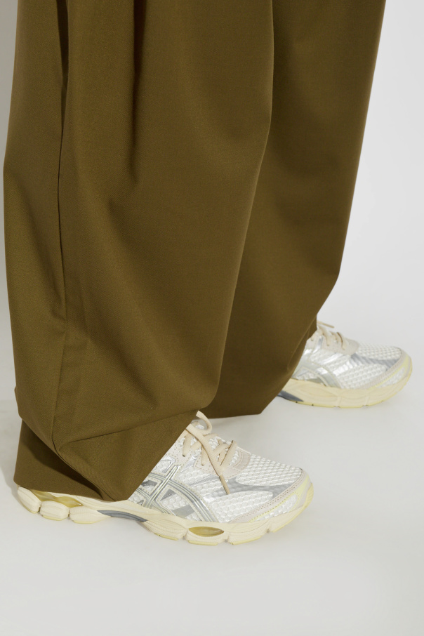 ASICS ‘GEL-CUMULUS 16’ sports shoes