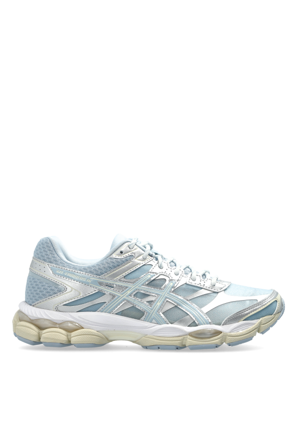 ‘GEL-CUMULUS 16’ sports shoes od ASICS