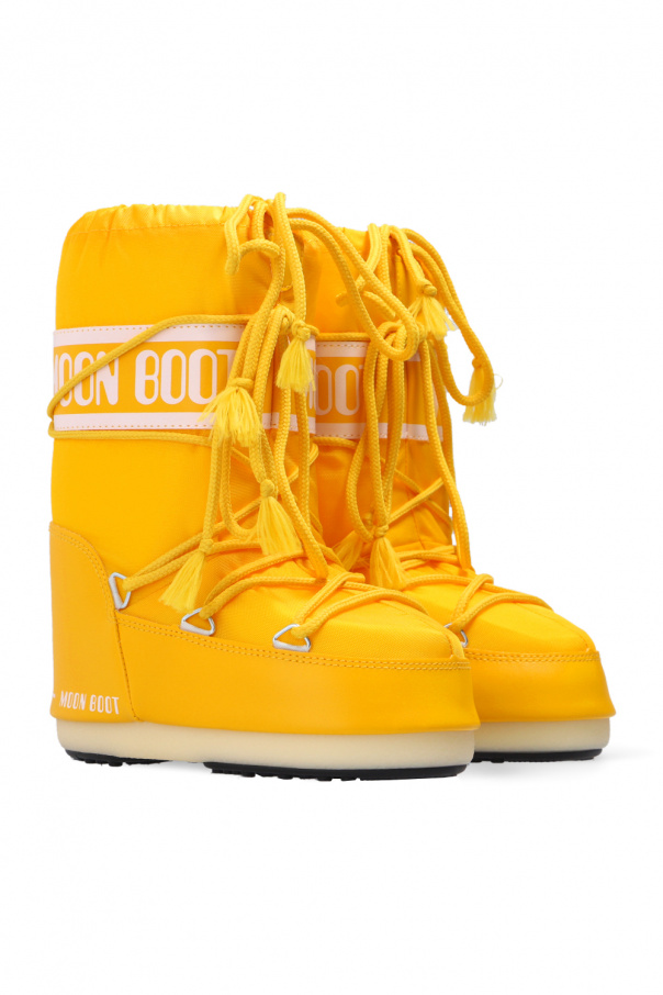 Wmns Pump Izarre Tr Pump Women Training Sneakers Black ‘Nylon’ snow boots