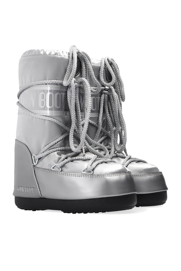 Grooves make the shoe extra flexible ‘Glance’ snow boots