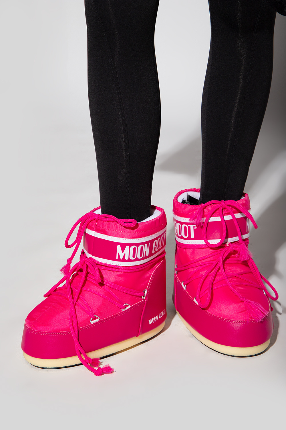 MOON BOOT Pink Classic Low