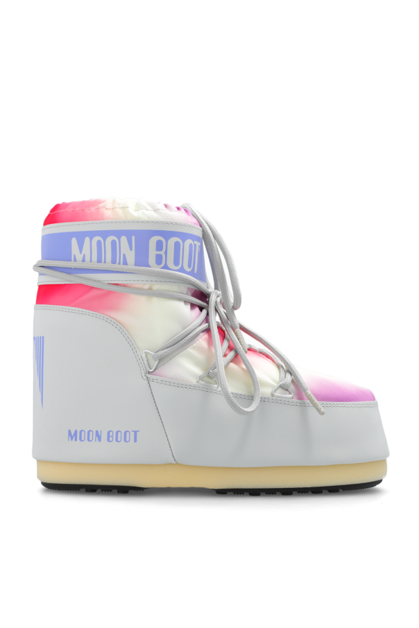 ‘Icon Low Tie Dye’ snow boots od Moon Boot