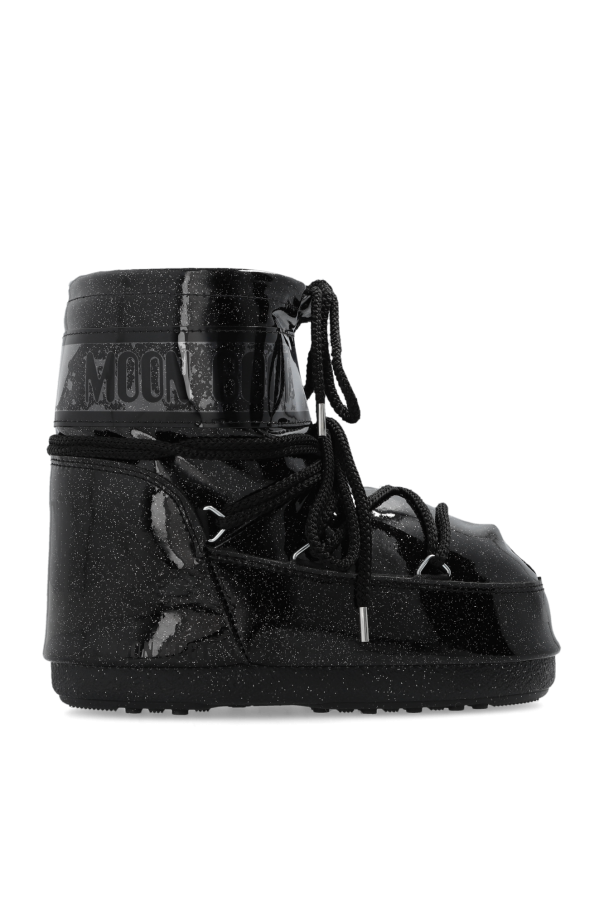 ‘icon glitter low’ snow boots od Louis Vuitton presents: A Dynamic Winter Wardrobe Ski Collection