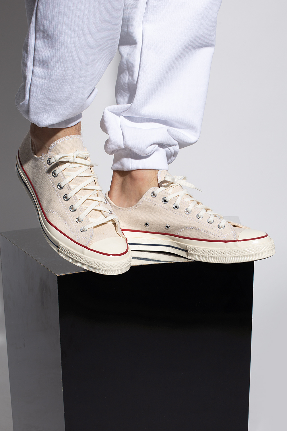 Converse ‘Chuck 70 OX’ sneakers