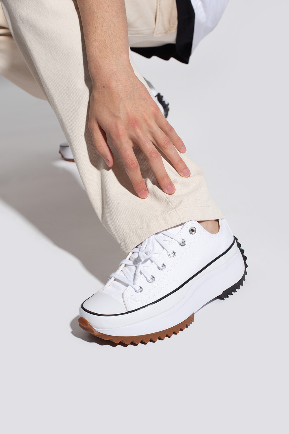 converse run star hike ox white