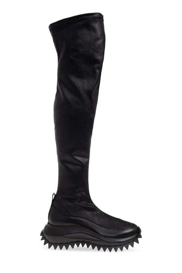 Over-the-knee boots od Vic Matie