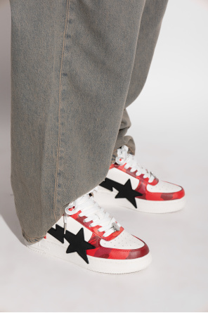 Sports shoes with logo od A BATHING APE®