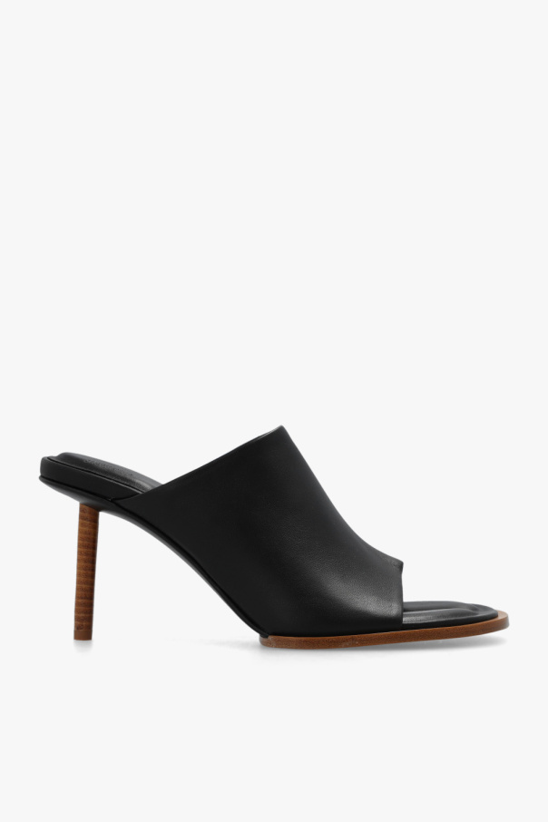 ‘Rond Carre’ heeled mules od Jacquemus