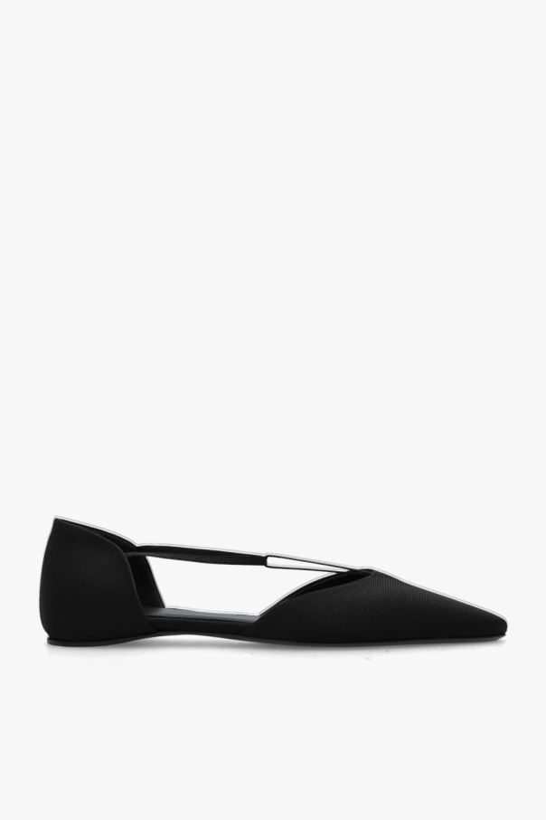 Ballet flats with a pointed toe od TOTEME