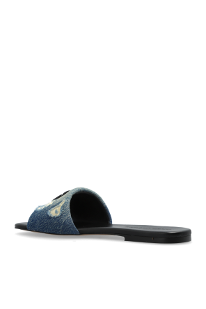 Marc Jacobs The Snapshot Slides