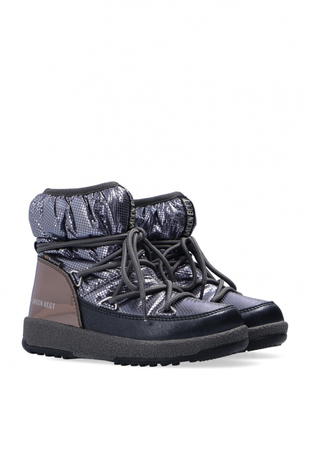 Step out confidently wearing comfortable and reflective ® Lounge 2 Lace-Up Seacycled sneaker ‘Nylon Low Premium’ snow boots