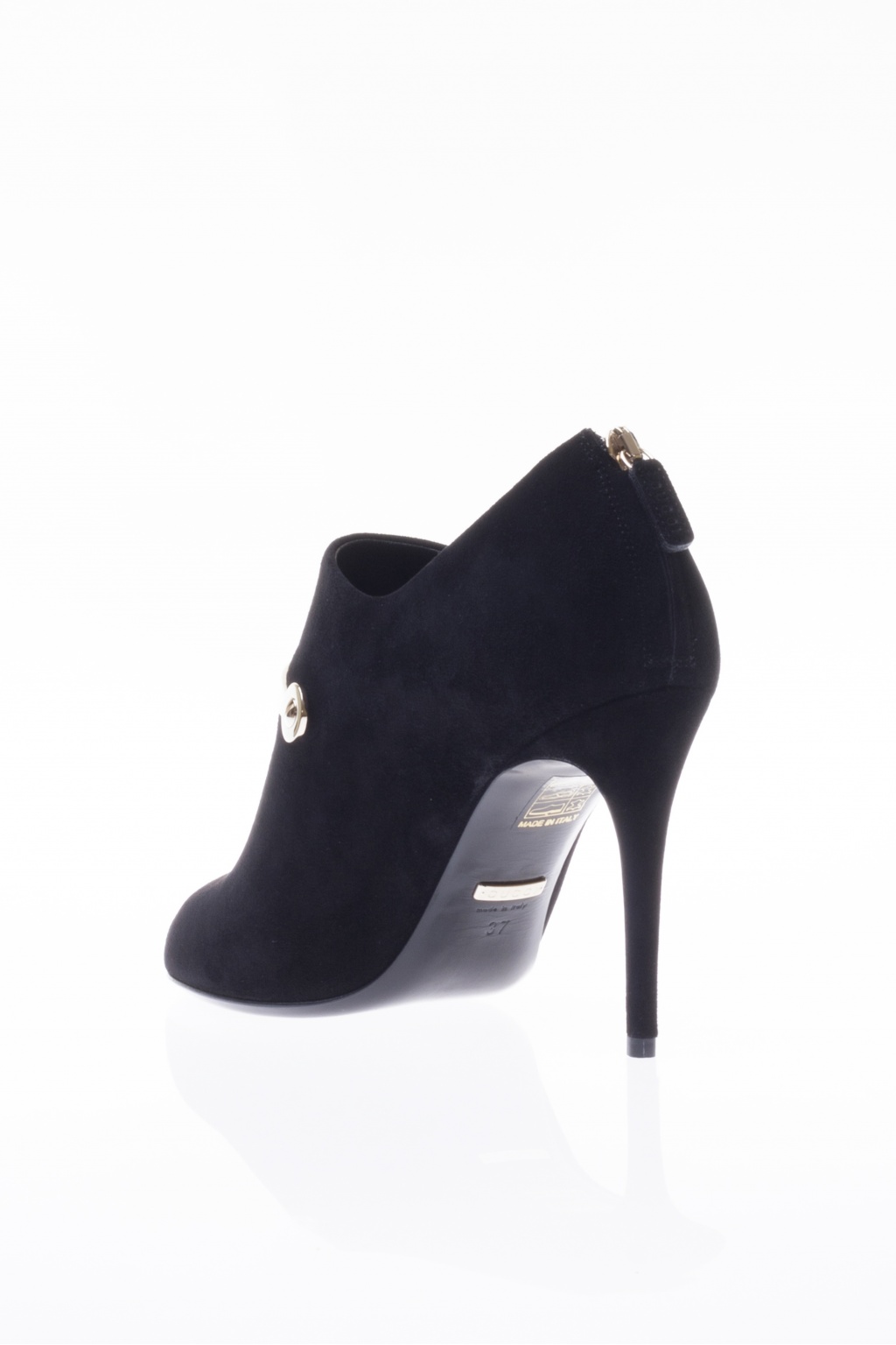 gucci suede ankle boots