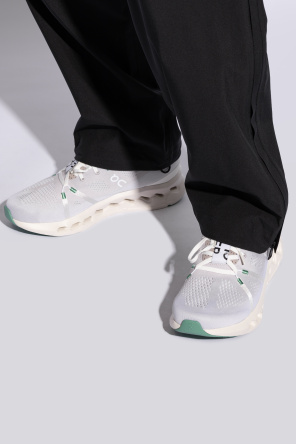 Running minimalistas shoes 'cloudsurfer' od On Running