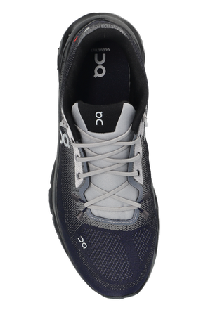 On ‘Cloudtilt’ sports shoes