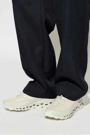 Cloudaway2 sports shoes od On