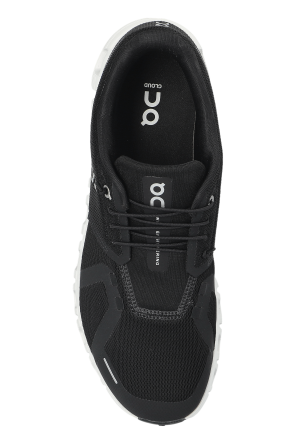 On ‘Cloud 6’ sports shoes