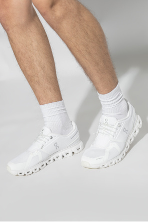‘cloud 6’ sports shoes od On