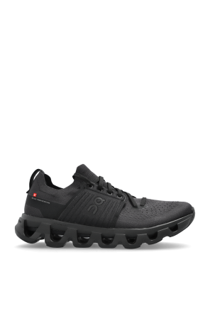 Sports shoes Cloudswift 4
