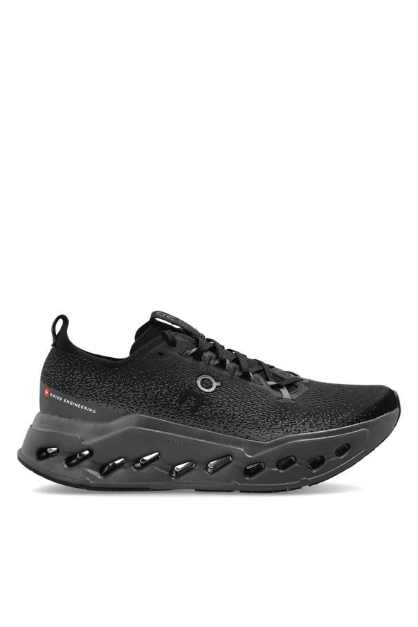 Cloudsurfer Max sports shoes od On