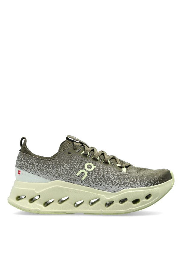 Cloudsurfer Max sports shoes od On