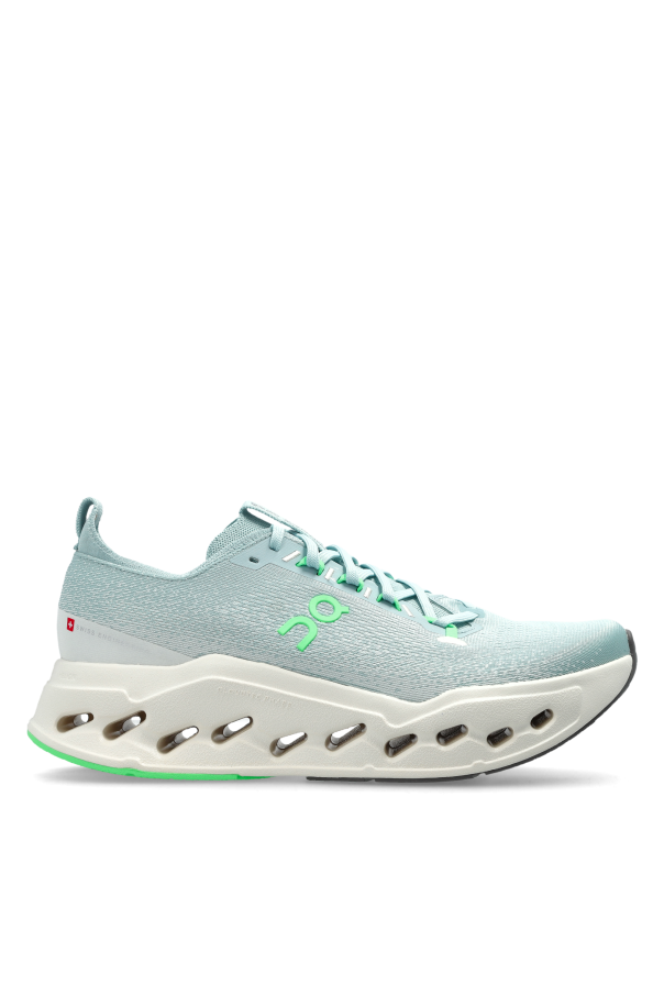 ‘Cloudsurfer Max’ sports shoes od On