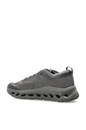 On ‘Cloudtilt Moon’ sneakers