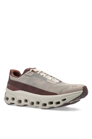 On Sports shoes "Cloudmonster Void"