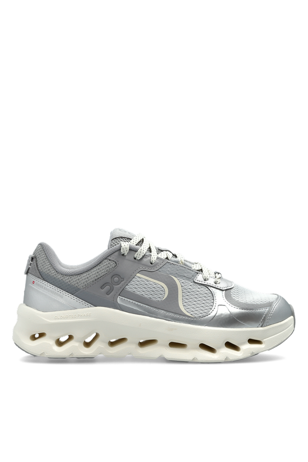 ‘Cloudtilt Arc’ Sports Shoes od On