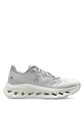 ‘Cloudtilt’ sneakers