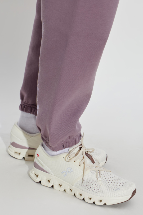 On Sports shoes "Cloud X4"