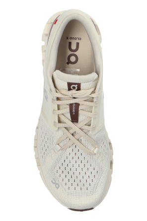 On Sports shoes "Cloud X4"
