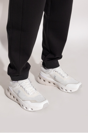 Sports shoes "cloudnova x" od On Running