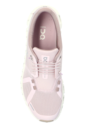 On Sports shoes ‘Cloud 6’