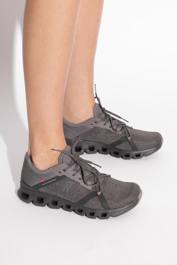 On Training shoes "Cloud X 4AD"