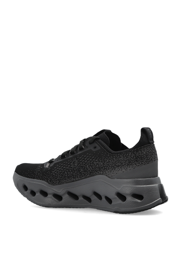 On "Cloudsurfer Max" sports shoes