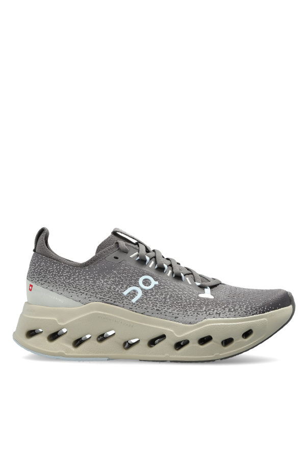 Cloudsurfer Max sports shoes od On