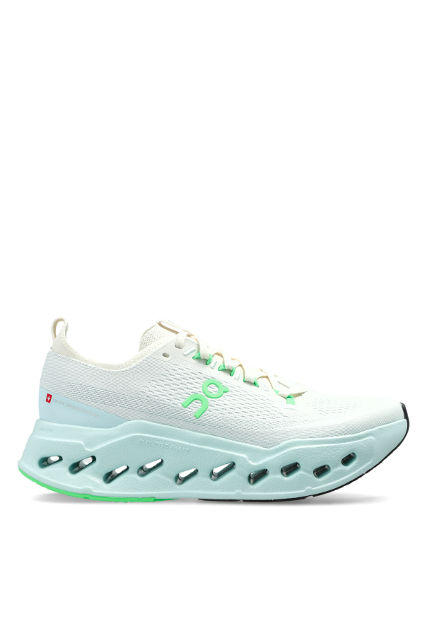 ‘Cloudsurfer Max’ sports shoes od On