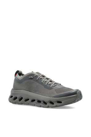 On ‘Cloudtilt Moon’ sneakers