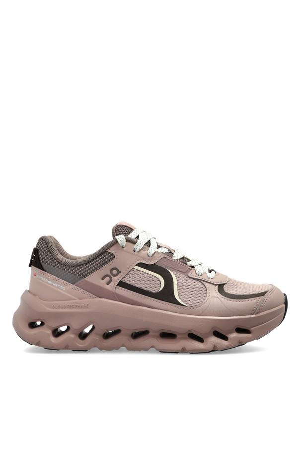 ‘Cloudtilt Arc’ sport shoes od On