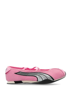 ‘H-Street’ sports shoes