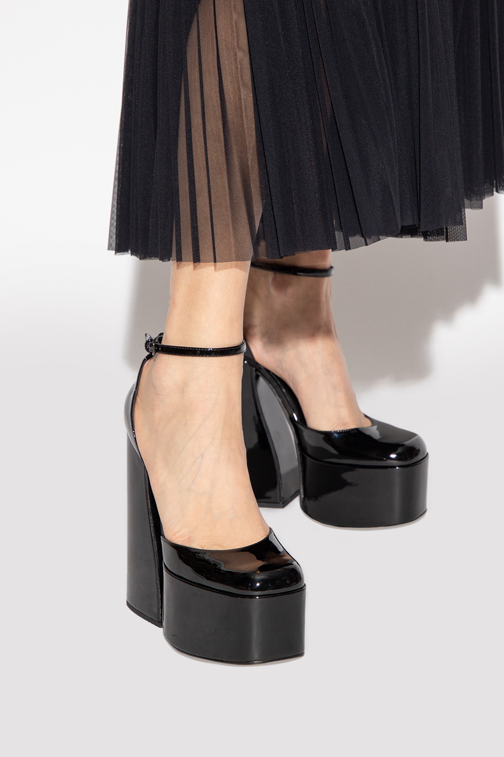 Le Silla ‘Nikki’ platform shoes