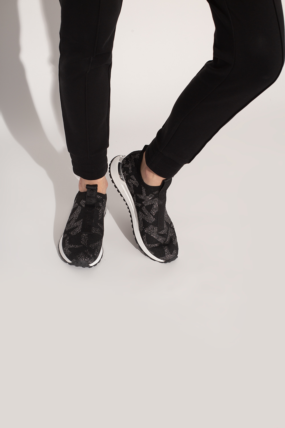 Michael Michael Kors 'Nettoyer les lacets de vos sneakers