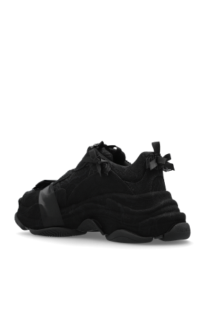 Balenciaga Sports shoes "Triple S"