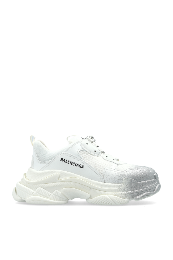‘Triple S’ sports shoes od Balenciaga