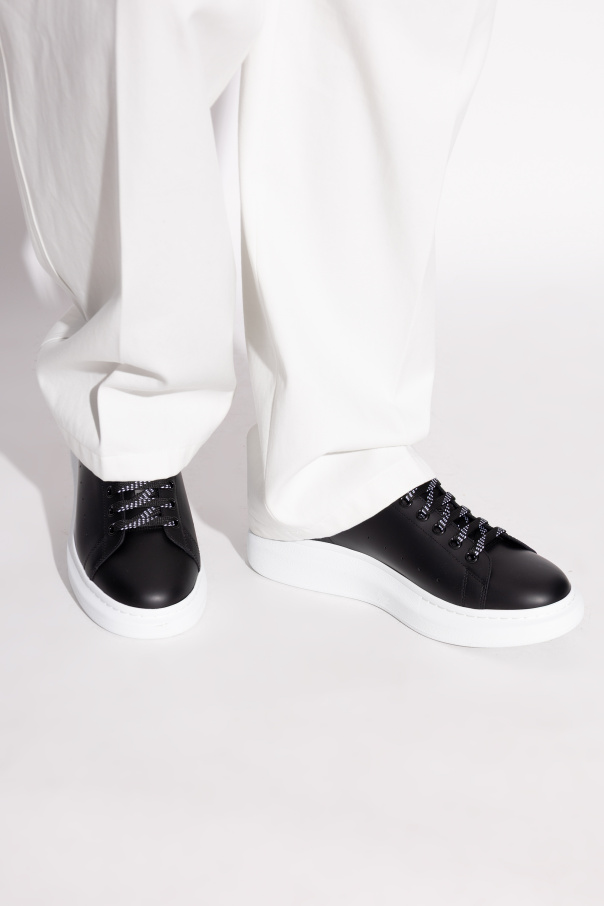 Alexander McQueen Sportliche Lederschuhe