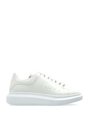 Leather sports shoes