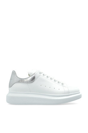 Leather sports shoes